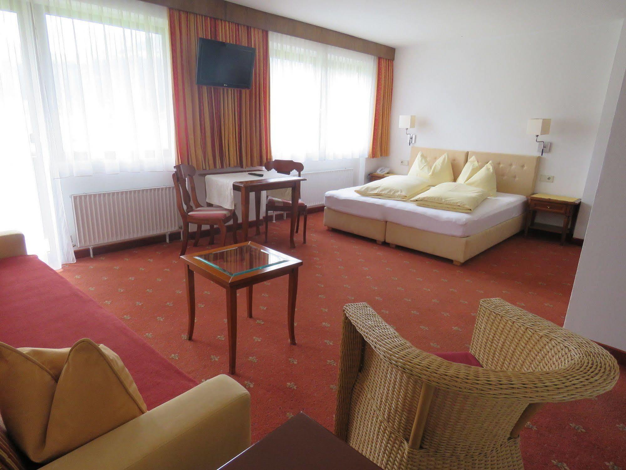 Sportpension Thayer Пизендорф Экстерьер фото